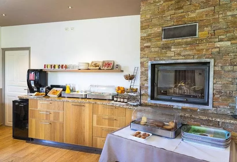 Hotelli Auberge Les Oliviers