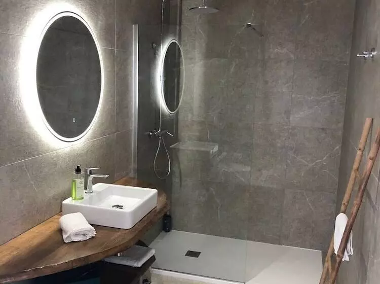 Hotelli Auberge Les Oliviers