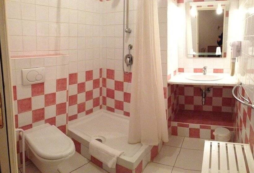 בית מלון כפרי Auberge Les Oliviers