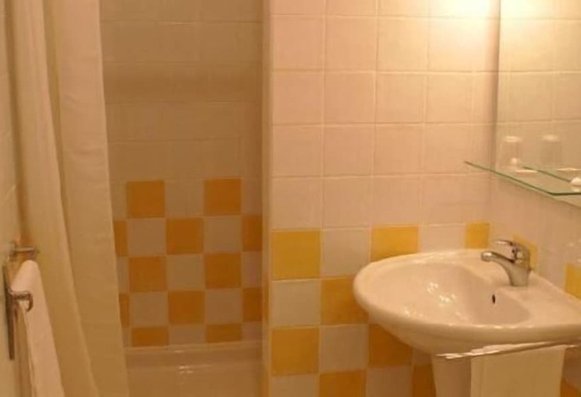 בית מלון כפרי Auberge Les Oliviers