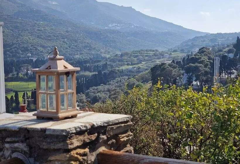 Karaoulanis Apartments