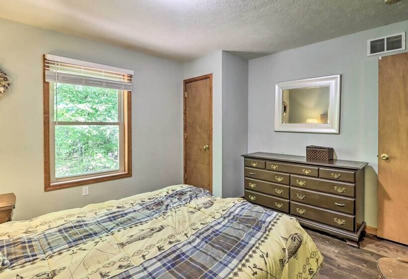 Deck, Hot Tub & Game Room: Lake Harmony Home