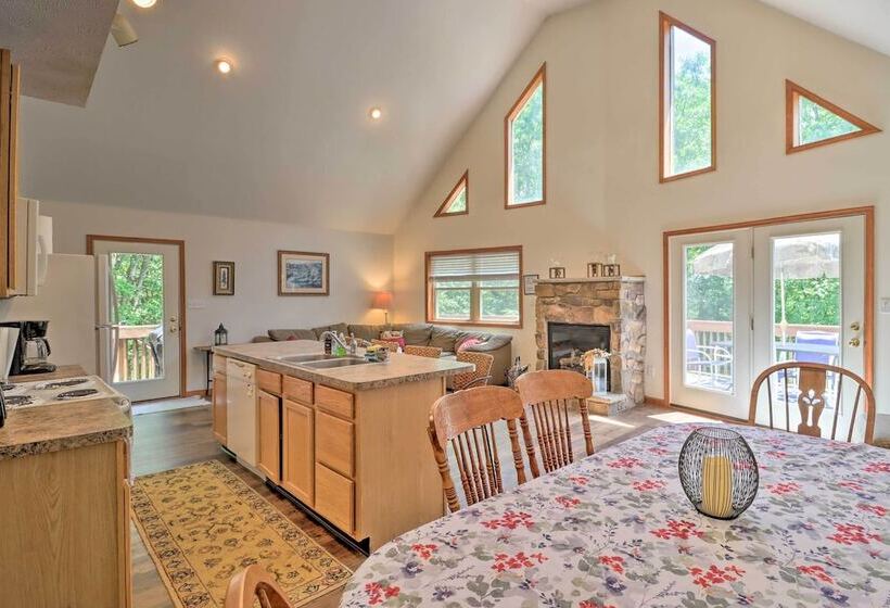 Deck, Hot Tub & Game Room: Lake Harmony Home