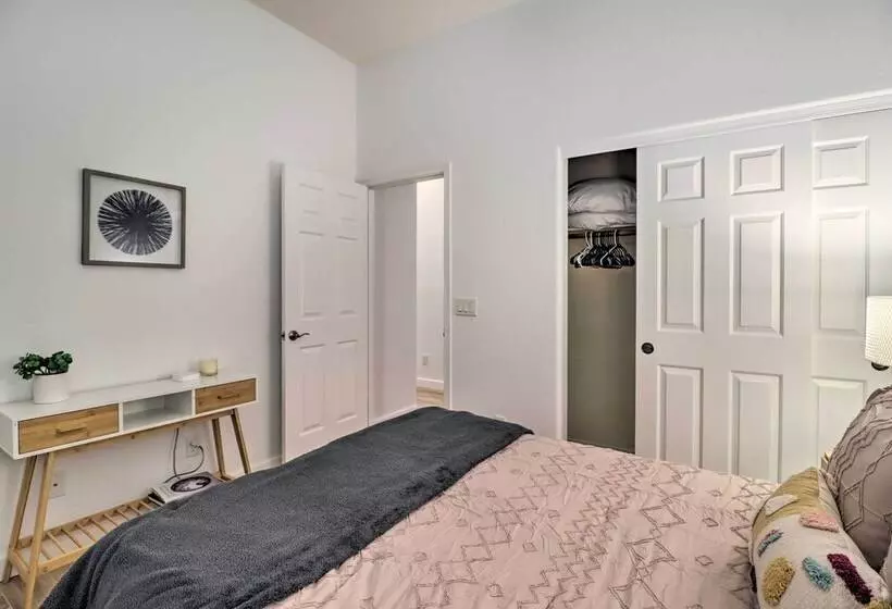 Mtn View Arizona Escape: Patio + Pool Access!