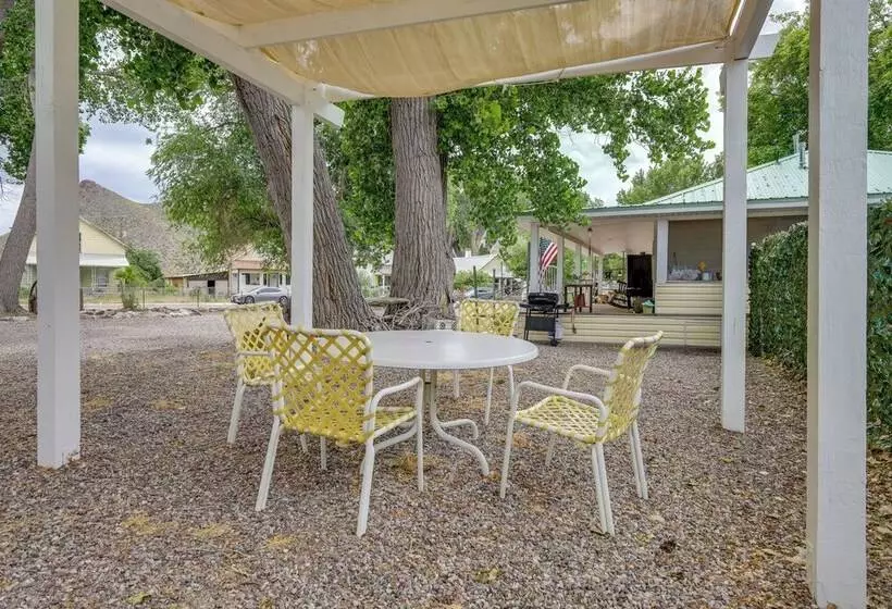 Outdoorsy Caliente Retreat W/ Screened Porch