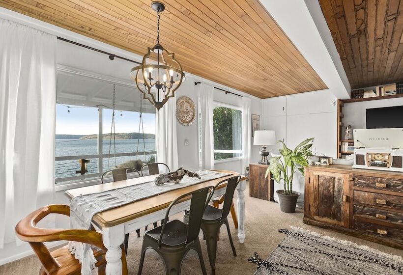 פנסיון Cedar And Sage