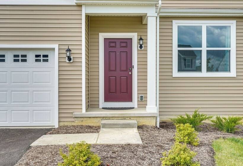 25 Mi To Columbus: Pet Friendly Family Home!