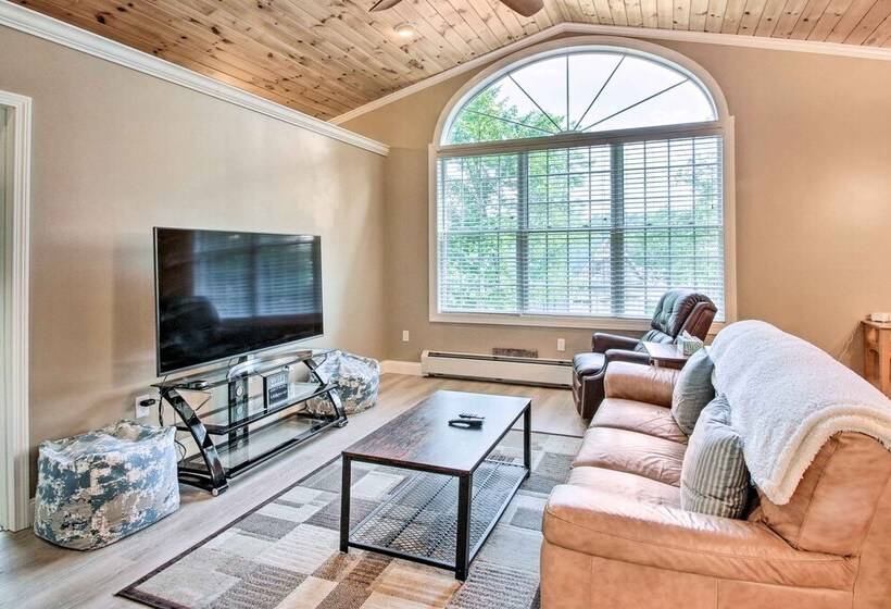 Readfield Retreat W/ Lake Maranacook Views!