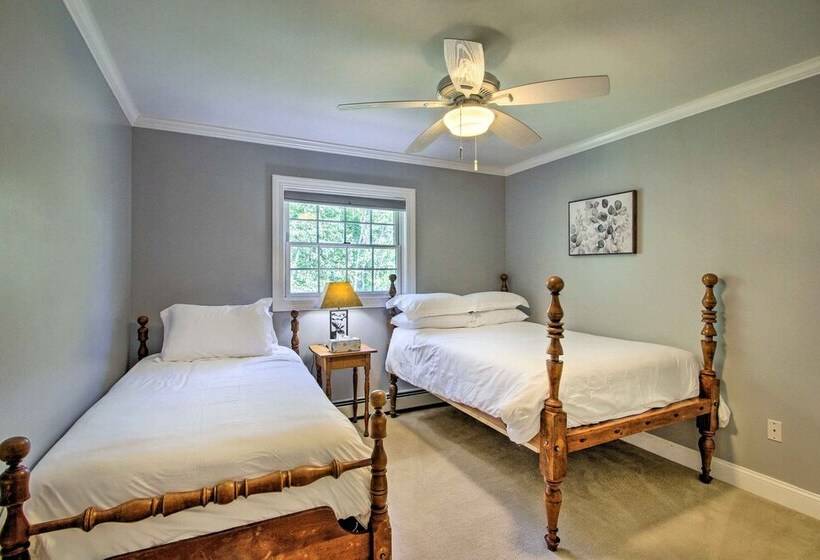 Readfield Retreat W/ Lake Maranacook Views!