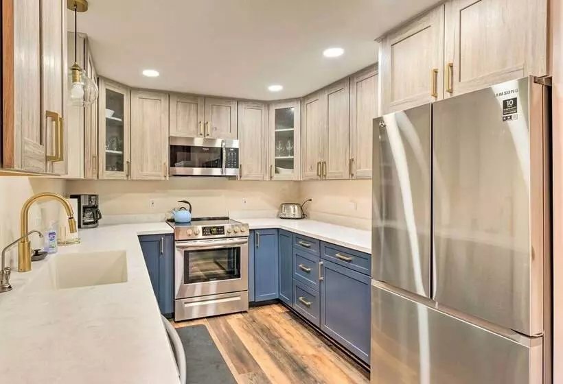 Renovated & Spacious Cabin W/ Patio & Grounds