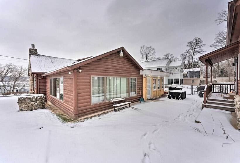 Renovated & Spacious Cabin W/ Patio & Grounds