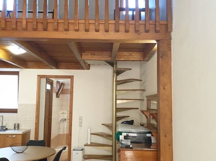 レジデンス Maisonette Nineta In The Heart Of The City