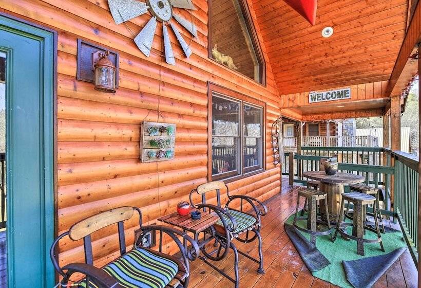 River Dream Cabin  On New River W/ Deck, Fire Pit