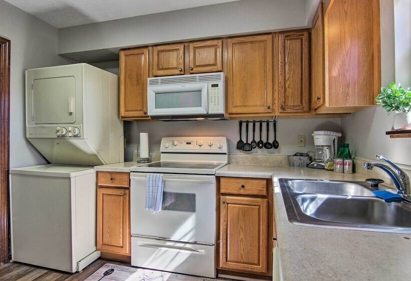 Furnished Deck + Mtn Views: Burnsville Cabin!