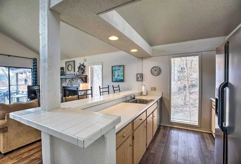 Resort Perks: Spacious Lake Of The Ozarks Home