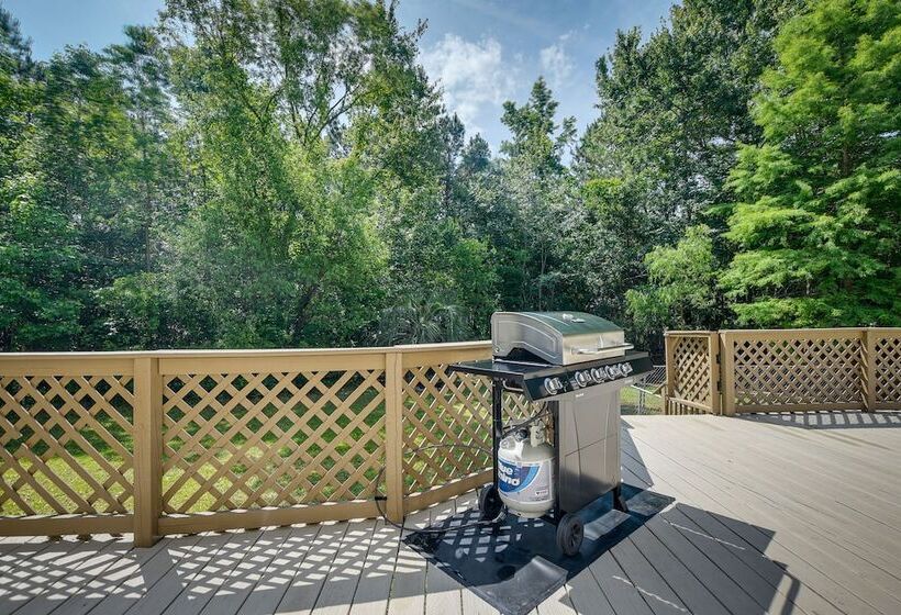 Group Friendly Myrtle Beach House W/ Deck