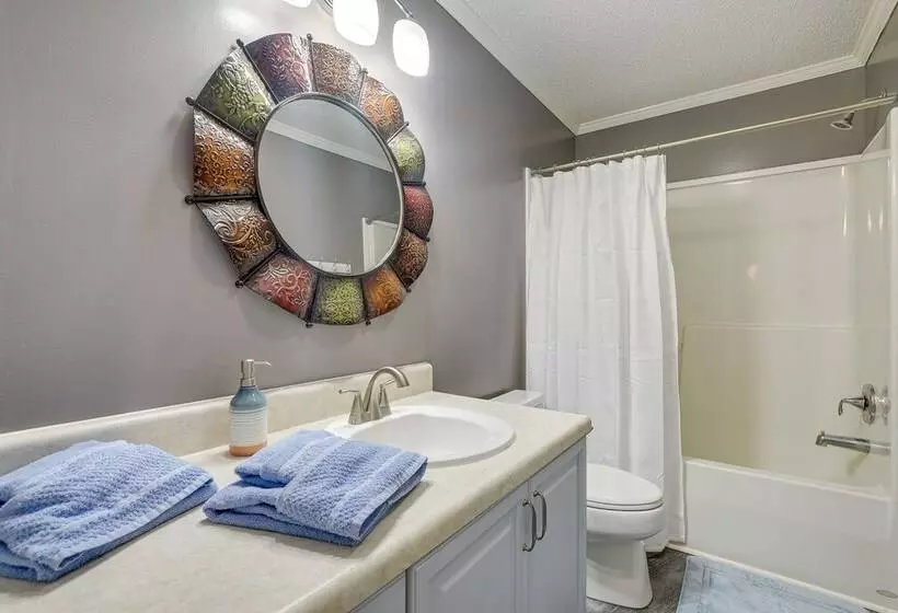 Group Friendly Myrtle Beach House W/ Deck