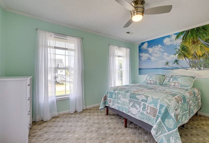 Group Friendly Myrtle Beach House W/ Deck