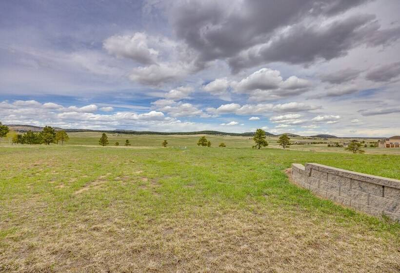 Spacious Southern Colorado Home W/ Mountain Views