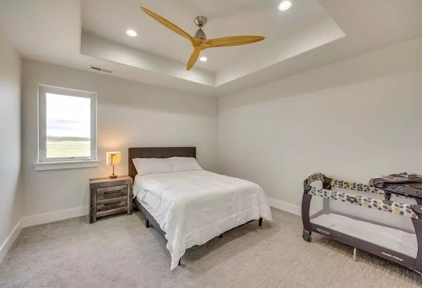 Spacious Southern Colorado Home W/ Mountain Views