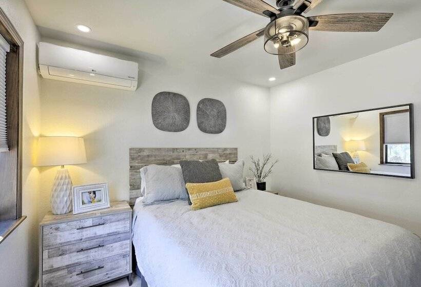 Munds Park Cabin W/ Poker Room & Wraparound Deck!