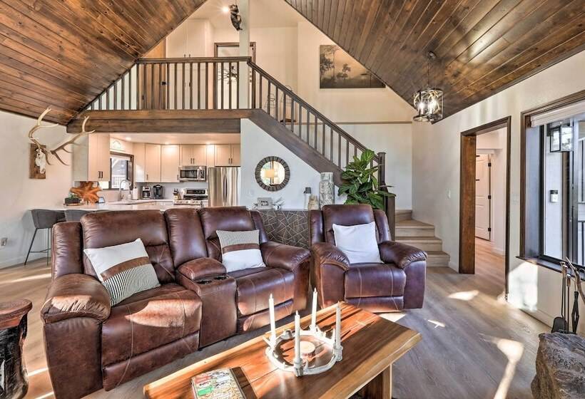 Munds Park Cabin W/ Poker Room & Wraparound Deck!