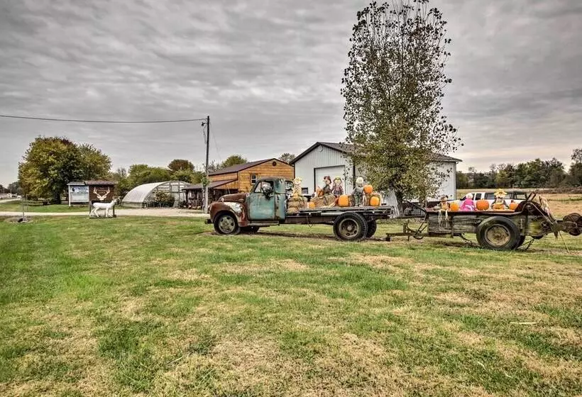 The Bovard Lodge  Rustic Cabin Near Ohio River!