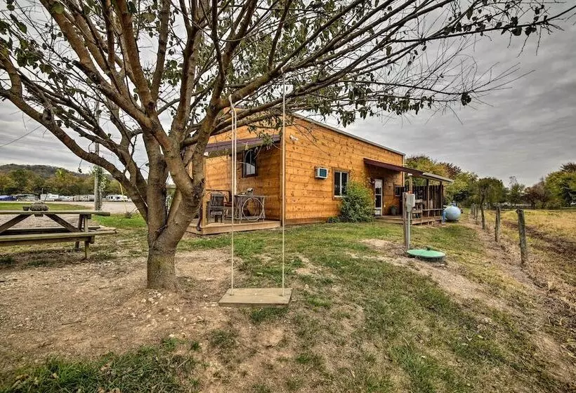 The Bovard Lodge  Rustic Cabin Near Ohio River!
