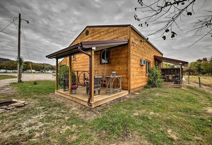 The Bovard Lodge  Rustic Cabin Near Ohio River!