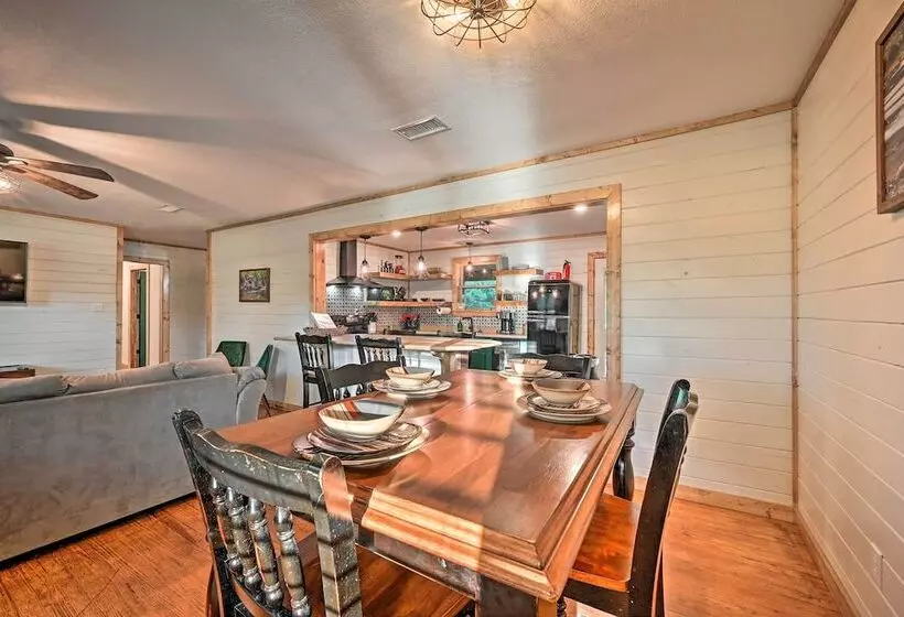 Charming Eagletown Home W/ Private Hot Tub & Deck!