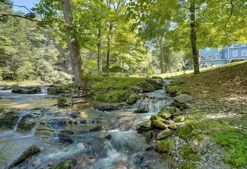 Waterfalls And Trails At  The Mills At Green Hole