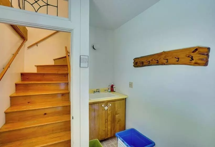 Waterfalls And Trails At  The Mills At Green Hole