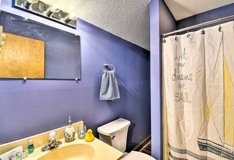 Waterfront Retreat W/ Panoramic Sound Views!