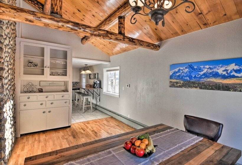 Downtown Buena Vista Cabin W/ Patio & Grill!