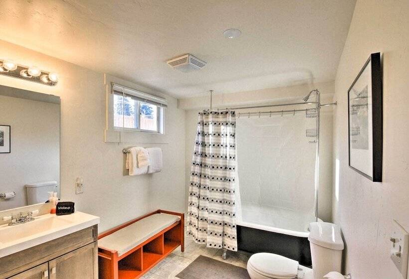 Downtown Buena Vista Cabin W/ Patio & Grill!