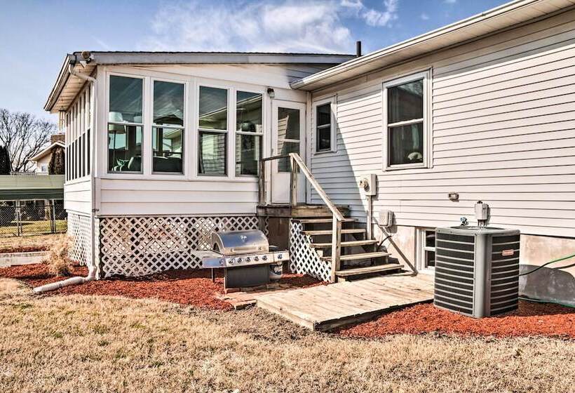 Cambridge Home W/ Private Dock ~ 4 Mi To Dtwn