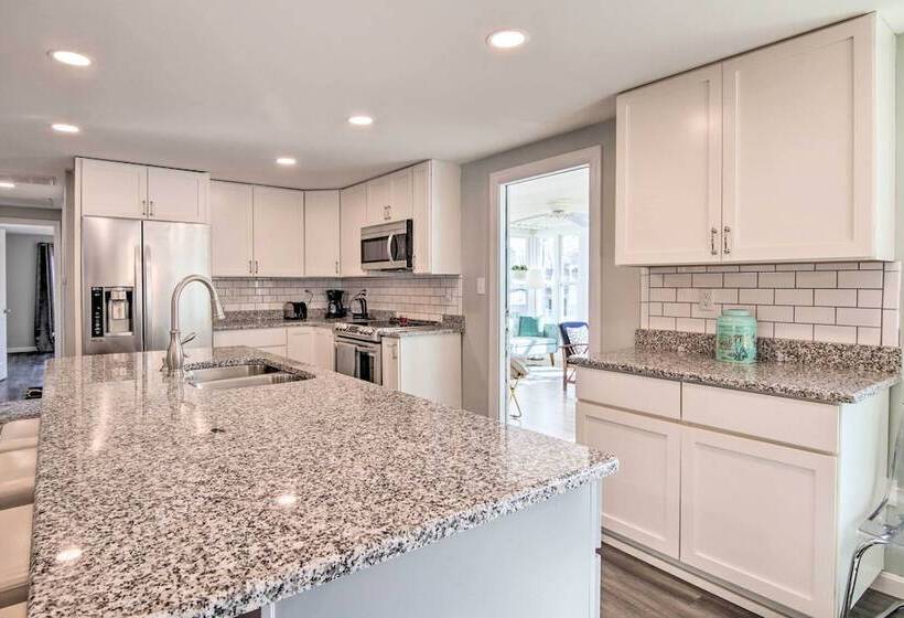 Cambridge Home W/ Private Dock ~ 4 Mi To Dtwn