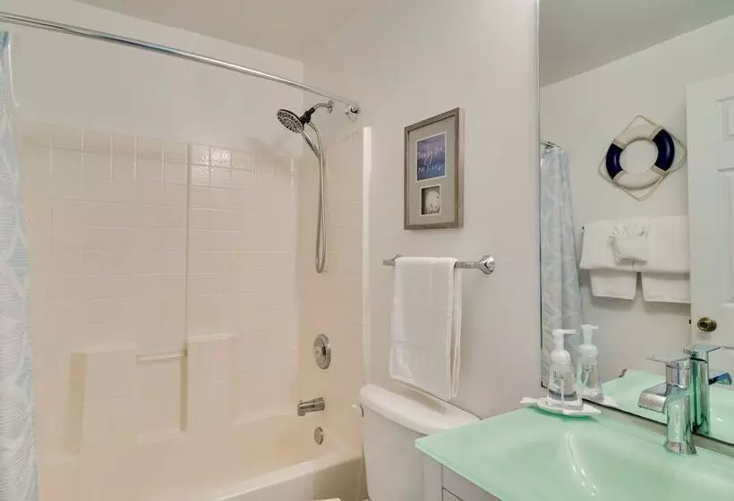 Canal Front Cape Coral Home Rental: Pool, Lanai!