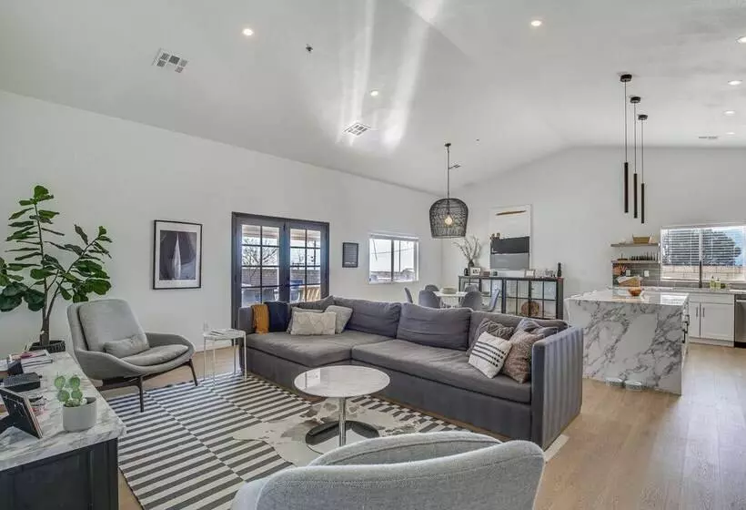 Casa Con Vista: Hot Springs Home W/ Mtn Views