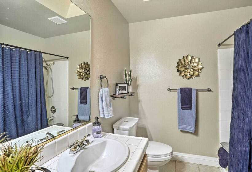 Redding Home W/ Patio Near Fishing!