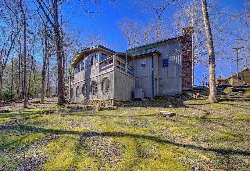 Cozy Log Cabin: 6 Mi To Great Smoky Mtns Np!
