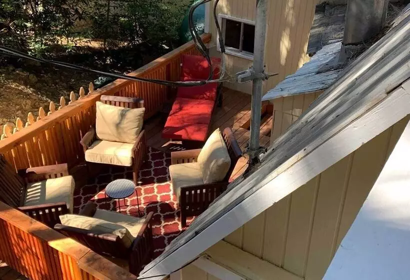 Cozy, Pet Friendly Mtn Cabin: 1 Mi To Lake Gregory