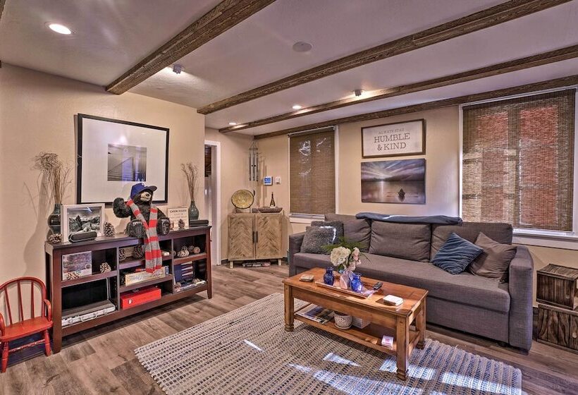 Cozy, Pet Friendly Mtn Cabin: 1 Mi To Lake Gregory