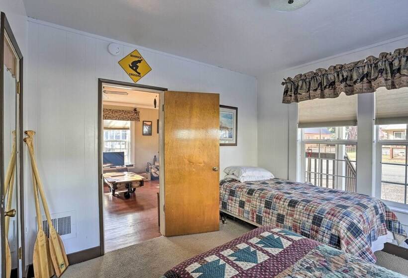 Downtown Cabin < 10 Miles To Mt Shasta Ski Park!