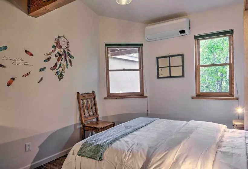 Dreamy Santa Fe Hideaway W/ Mountain Views!