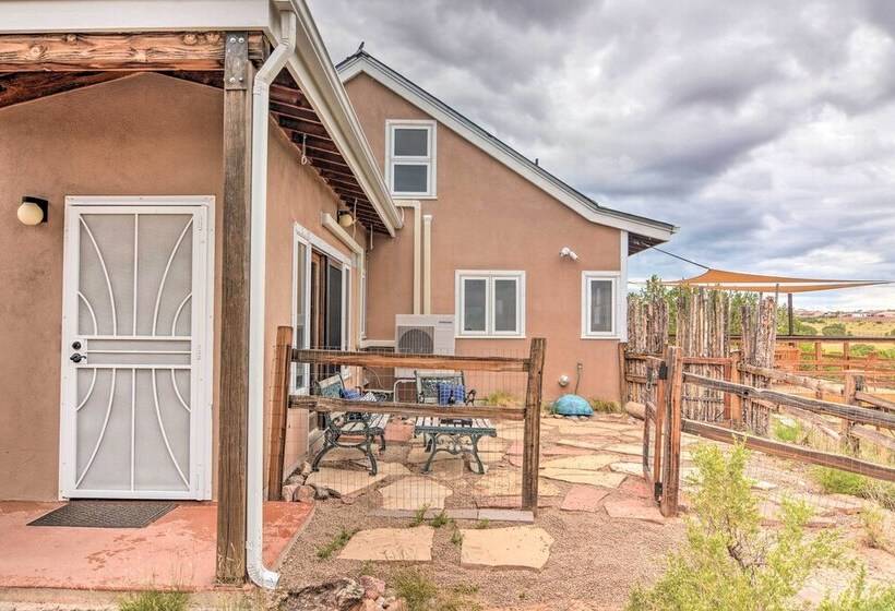 Dreamy Santa Fe Hideaway W/ Mountain Views!