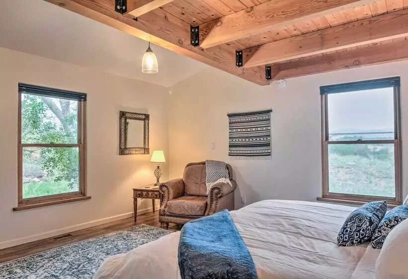 Dreamy Santa Fe Hideaway W/ Mountain Views!