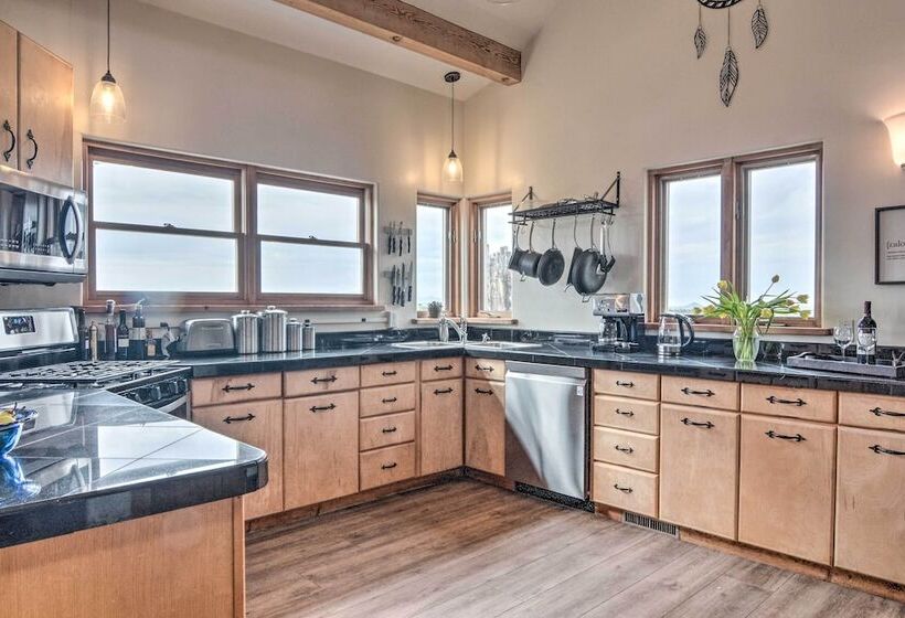 Dreamy Santa Fe Hideaway W/ Mountain Views!