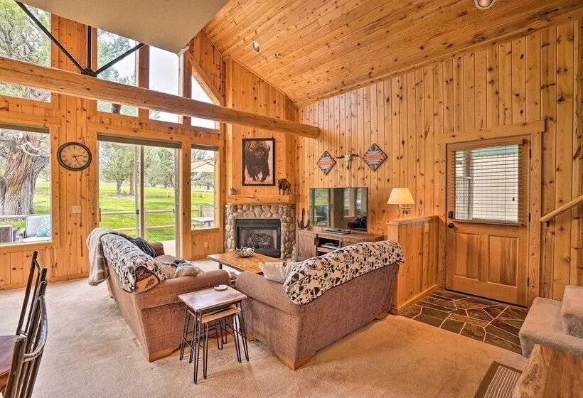 Eagle Crest Retreat W/ Great Wifi & Resort Access!