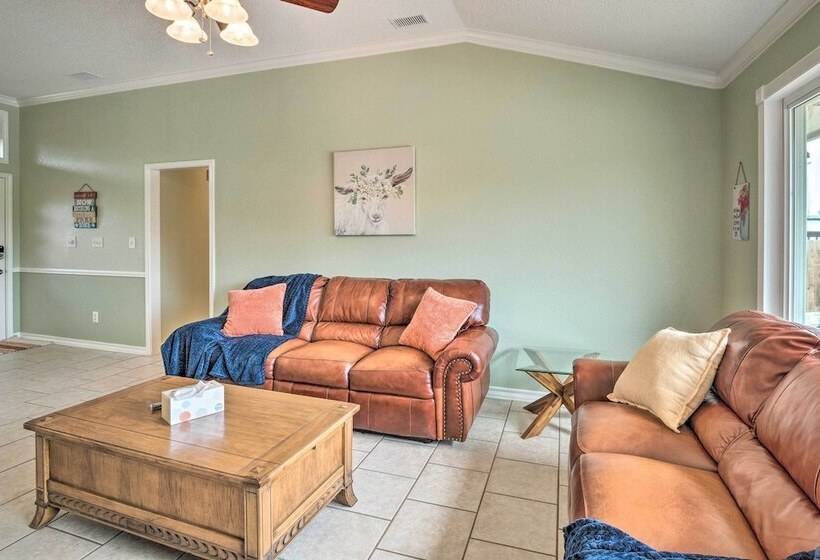 Gorgeous Hutto Home W/ Hot Tub, Pool, & Fire Pit!